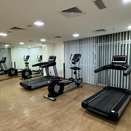Modern Studio Apartment In Dubai Marina Exterior photo