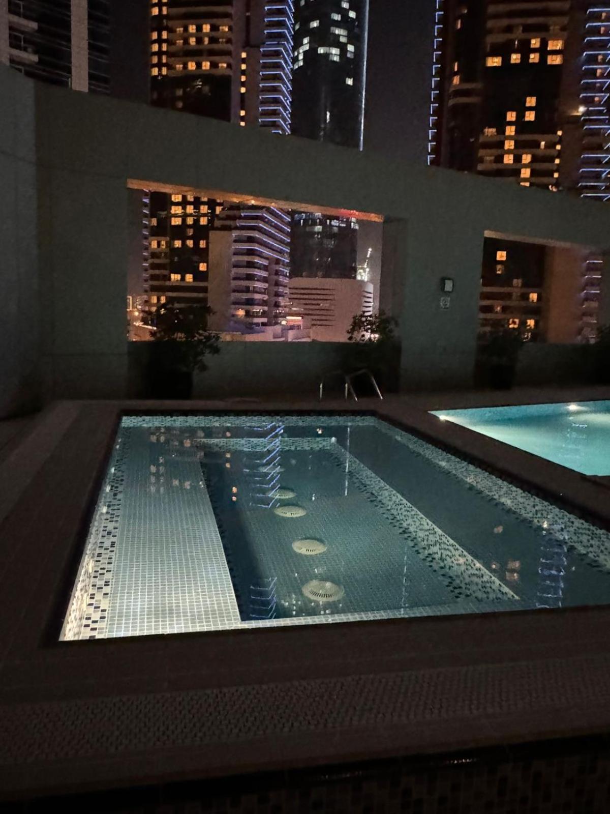 Modern In Marina Apartment *