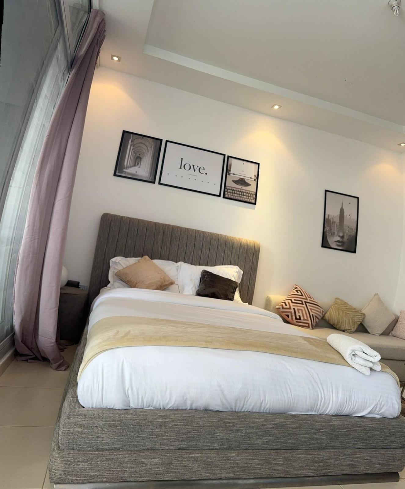 Modern In Marina Apartment *
